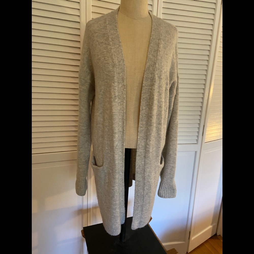 Boyfriend style long cardigan in super soft yarn